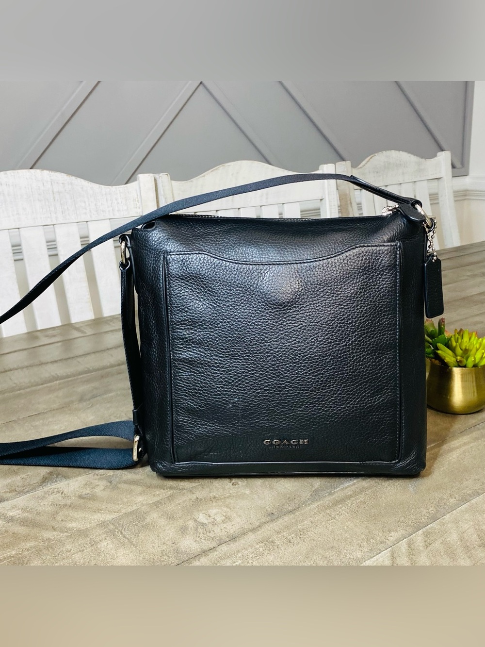 Coach Beckett Pocket Crossbody Messenger Bag Black Pebbled Leather 91303 Mens